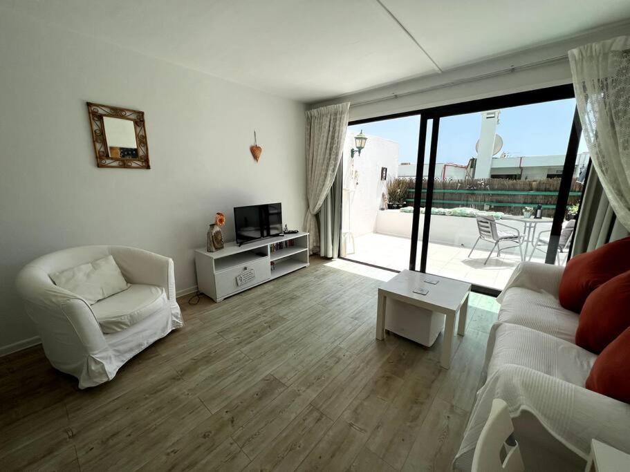 Casa Perdy, Beautiful 1 Bedroom Apartment With Communal Pool Tías Exterior foto